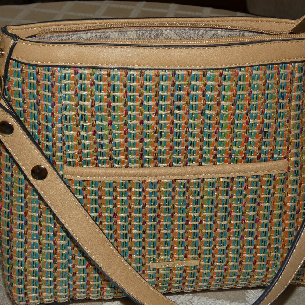 Simply Noelle Crossbody handbag.